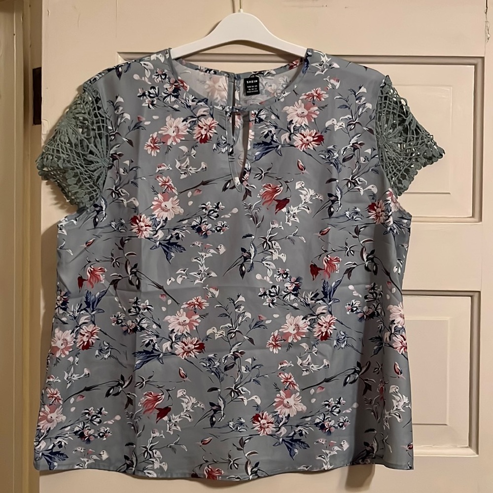 Floral Lace Detail Blouse